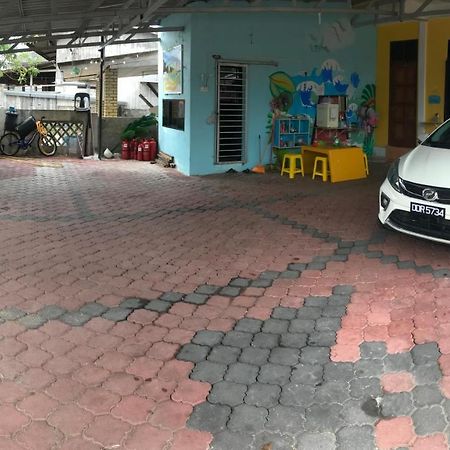 Rumah Hentian Ayah Kampung Kuala Besut Kültér fotó