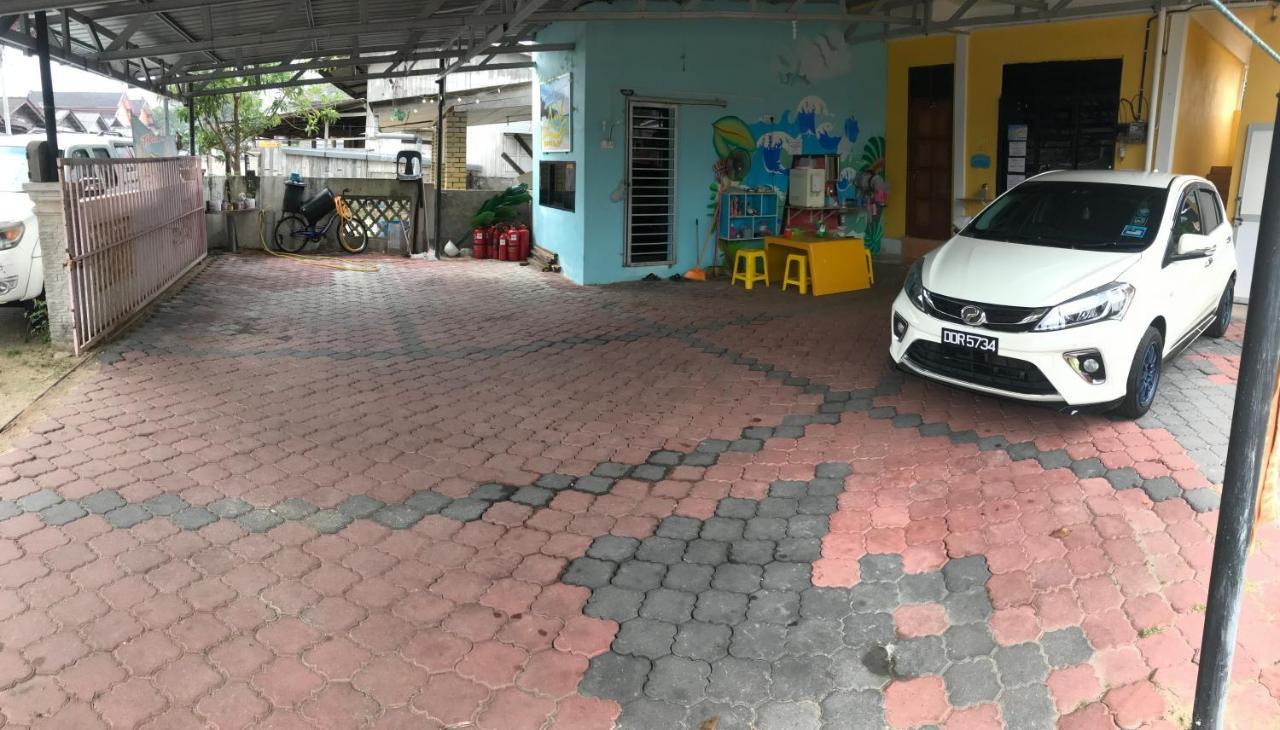 Rumah Hentian Ayah Kampung Kuala Besut Kültér fotó