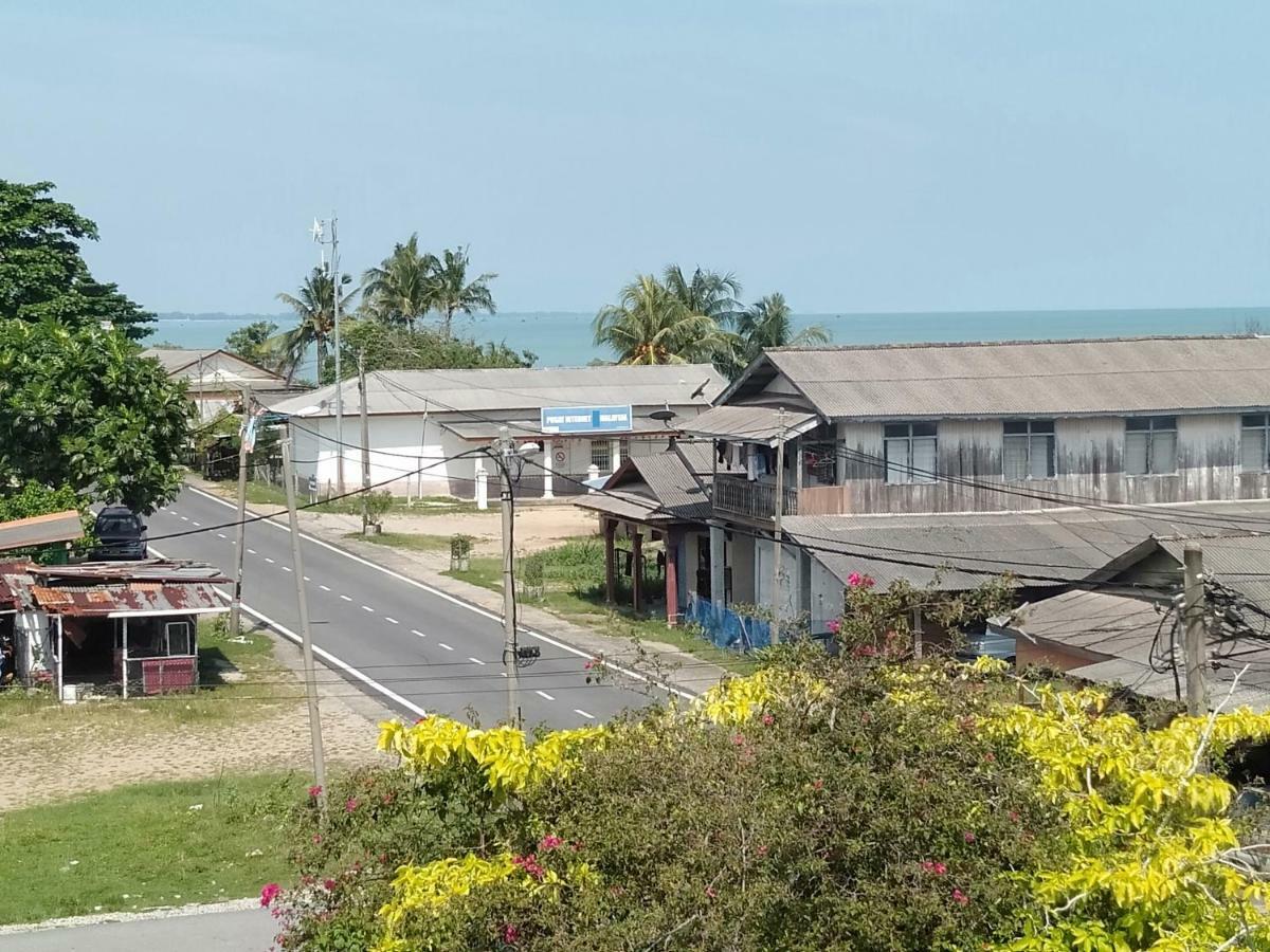 Rumah Hentian Ayah Kampung Kuala Besut Kültér fotó